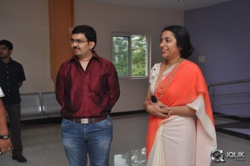 Chiranjeevi at Sachin Tendulkar Kadu Premiere Show